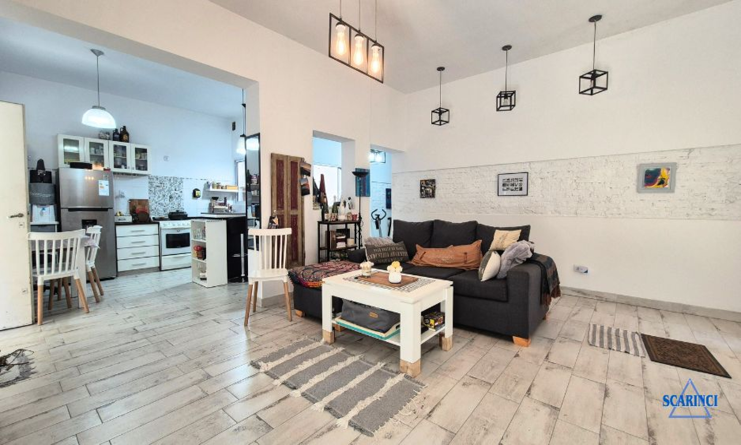 Mosconi 2800, Sáenz Peña, Tres de Febrero, Provincia de Buenos Aires, Argentina, 4 Bedrooms Bedrooms, 3 Rooms Rooms,1 BathroomBathrooms,Casas,Venta,Mosconi ,2855