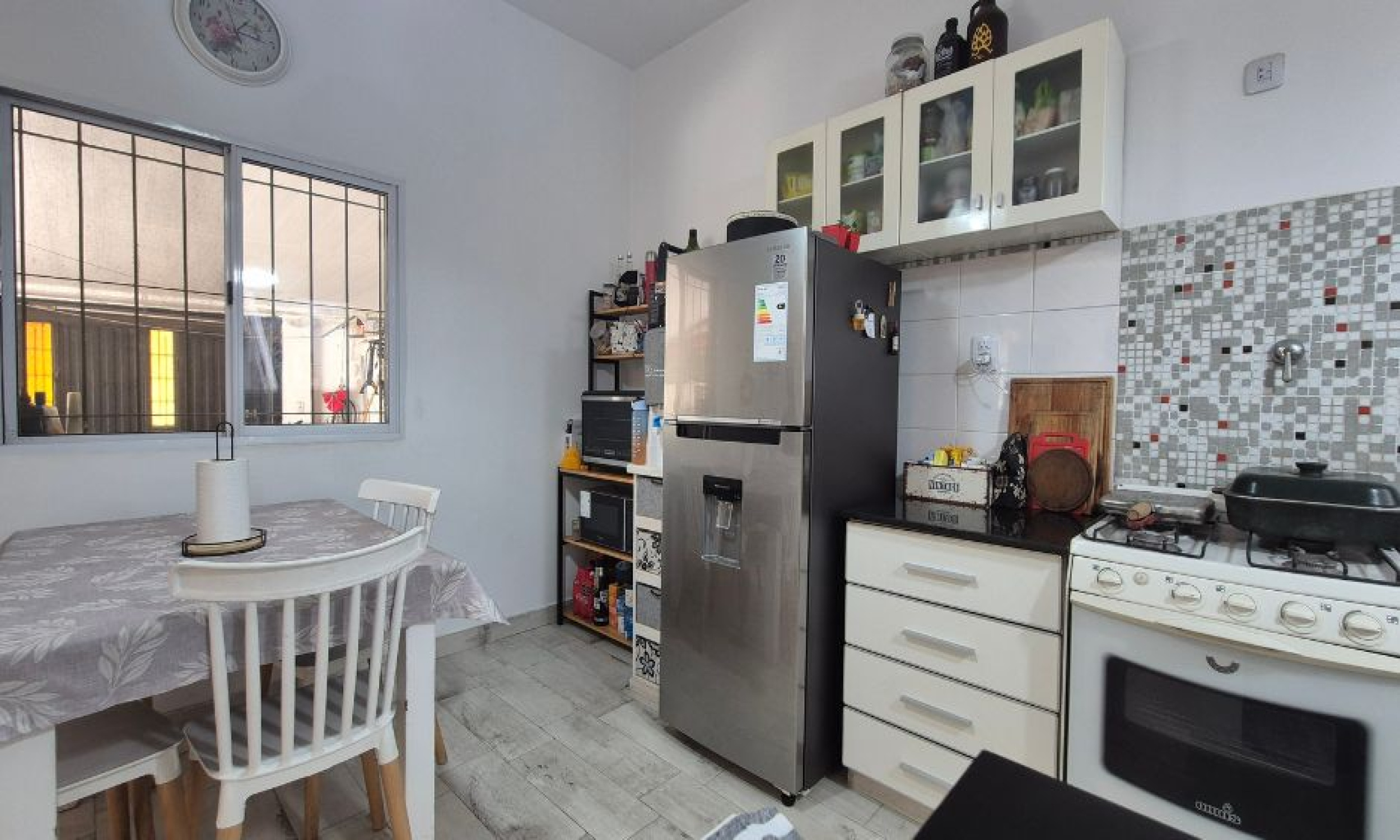 Mosconi 2800, Sáenz Peña, Tres de Febrero, Provincia de Buenos Aires, Argentina, 4 Bedrooms Bedrooms, 3 Rooms Rooms,1 BathroomBathrooms,Casas,Venta,Mosconi ,2855