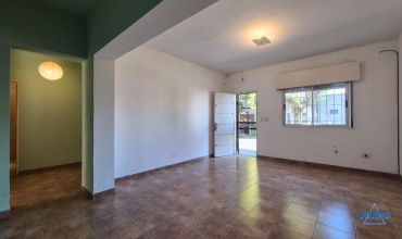 Moriondo 3506, Sáenz Peña, Tres de Febrero, Provincia de Buenos Aires, Argentina, 2 Bedrooms Bedrooms, 1 Room Rooms,1 BathroomBathrooms,PH,Venta,Moriondo,2861