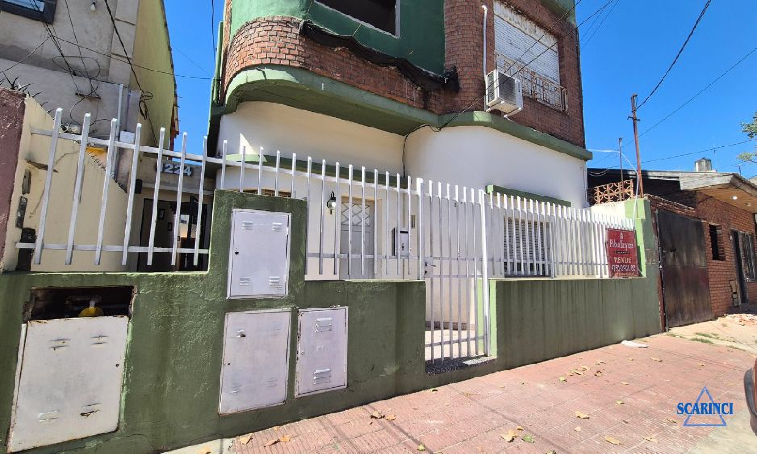 Lisandro de la Torre 1224, Caseros, Tres de Febrero, Provincia de Buenos Aires, Argentina, 6 Bedrooms Bedrooms, 4 Rooms Rooms,1 BathroomBathrooms,PH,Venta,Lisandro de la Torre,2864