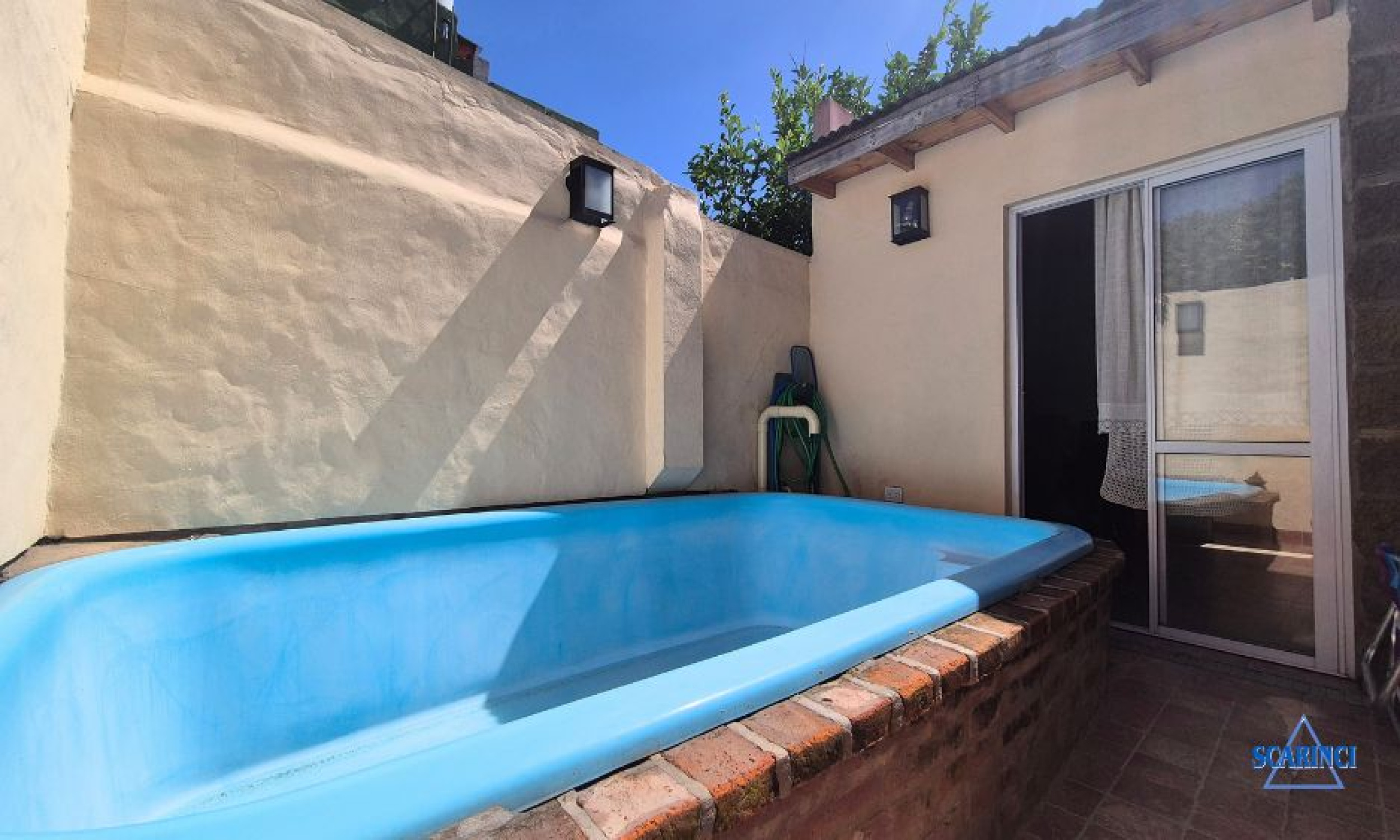 Lisandro de la Torre 1224, Caseros, Tres de Febrero, Provincia de Buenos Aires, Argentina, 6 Bedrooms Bedrooms, 4 Rooms Rooms,1 BathroomBathrooms,PH,Venta,Lisandro de la Torre,2864