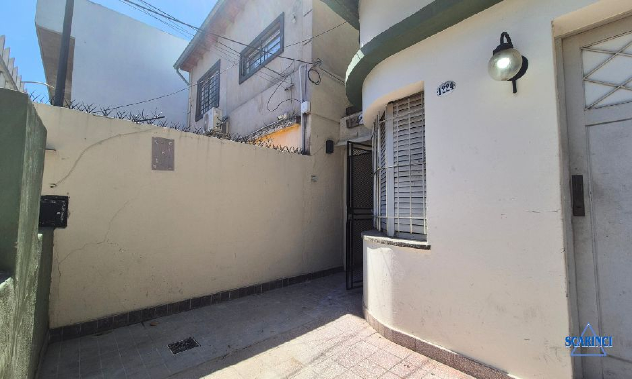 Lisandro de la Torre 1224, Caseros, Tres de Febrero, Provincia de Buenos Aires, Argentina, 6 Bedrooms Bedrooms, 4 Rooms Rooms,1 BathroomBathrooms,PH,Venta,Lisandro de la Torre,2864