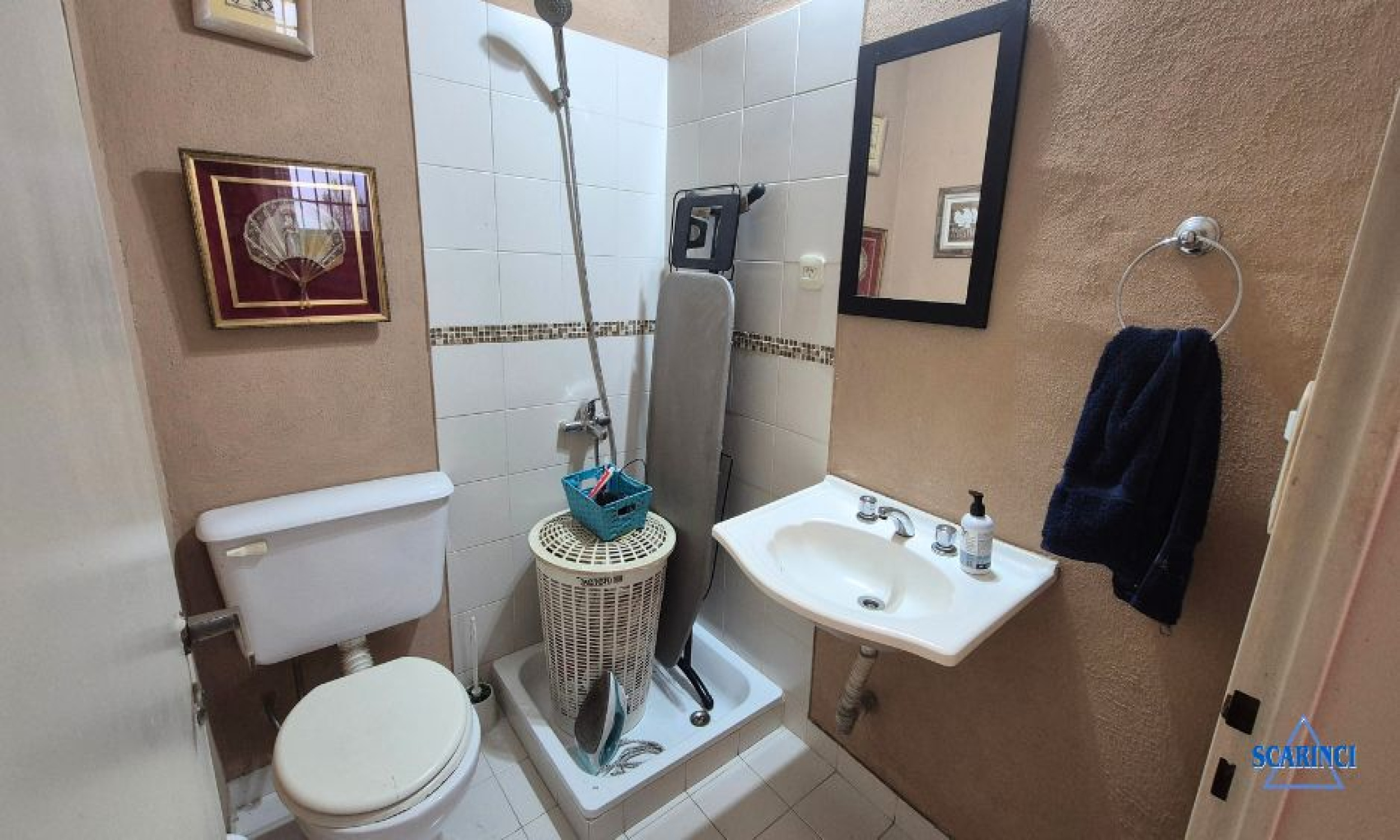 Lisandro de la Torre 1224, Caseros, Tres de Febrero, Provincia de Buenos Aires, Argentina, 6 Bedrooms Bedrooms, 4 Rooms Rooms,1 BathroomBathrooms,PH,Venta,Lisandro de la Torre,2864