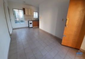 Mosconi 2984, Sáenz Peña, Tres de Febrero, Provincia de Buenos Aires, Argentina, 2 Bedrooms Bedrooms, 1 Room Rooms,1 BathroomBathrooms,Departamentos,Alquiler, Mosconi,2871