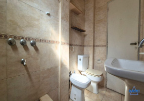 Moriondo 3508, Sáenz Peña, Tres de Febrero, Provincia de Buenos Aires, Argentina, 2 Bedrooms Bedrooms, 1 Room Rooms,2 BathroomsBathrooms,PH,Venta,Moriondo,2887