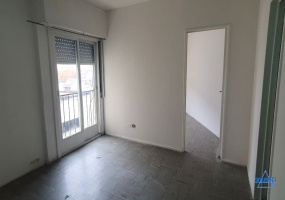 Av. América 787, Sáenz Peña, Tres de Febrero, Provincia de Buenos Aires, Argentina, 2 Bedrooms Bedrooms, 1 Room Rooms,1 BathroomBathrooms,Departamentos,Alquiler,Av. América,2889