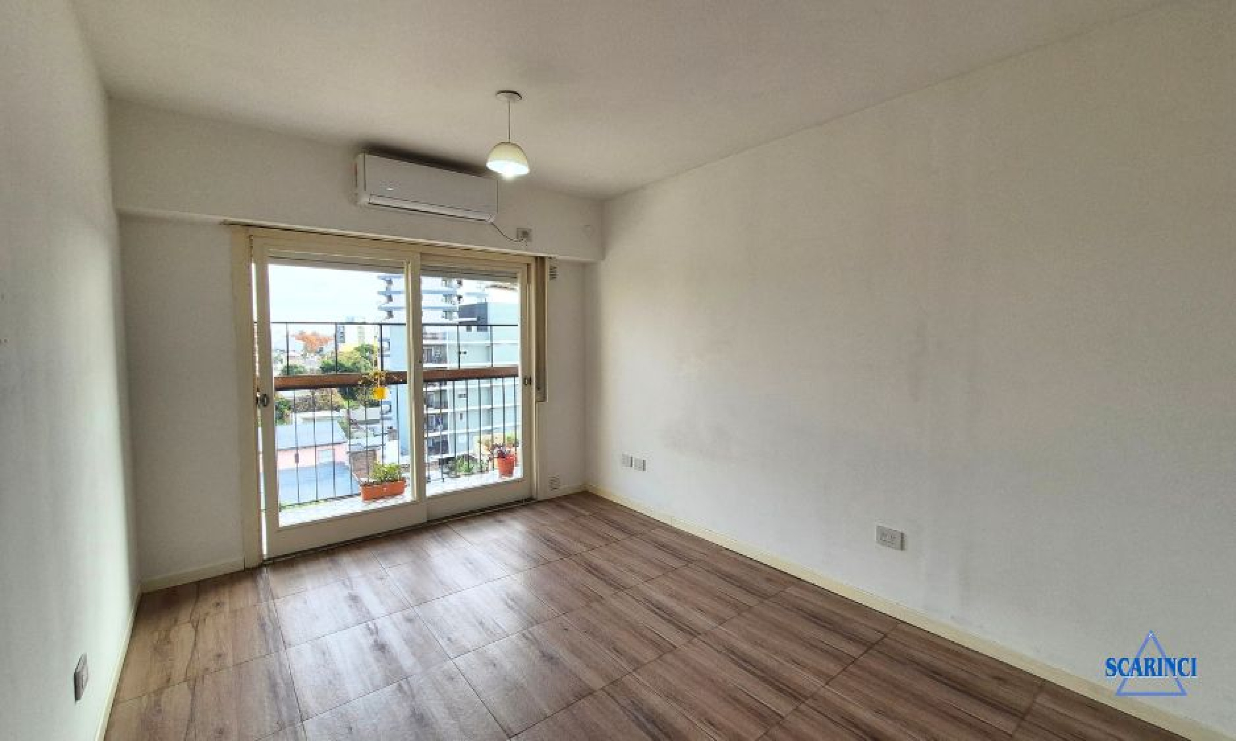 Beazley 867, Sáenz Peña, Tres de Febrero, Provincia de Buenos Aires, Argentina, 1 Bedroom Bedrooms, ,1 BathroomBathrooms,Departamentos,Alquiler,Beazley,2895