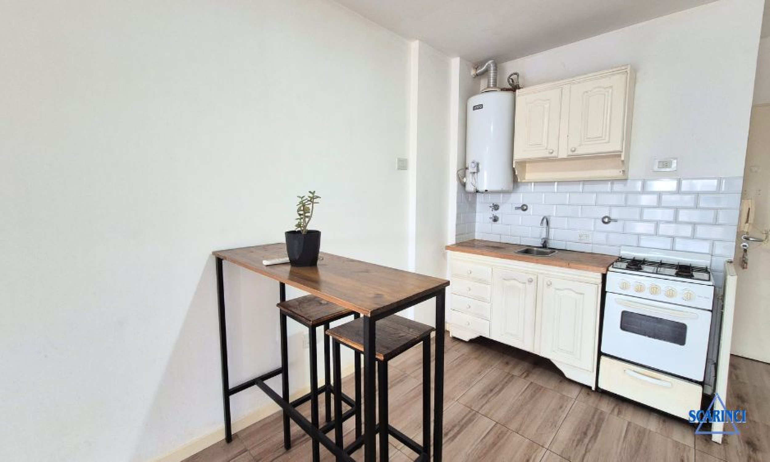 Beazley 867, Sáenz Peña, Tres de Febrero, Provincia de Buenos Aires, Argentina, 1 Bedroom Bedrooms, ,1 BathroomBathrooms,Departamentos,Alquiler,Beazley,2895