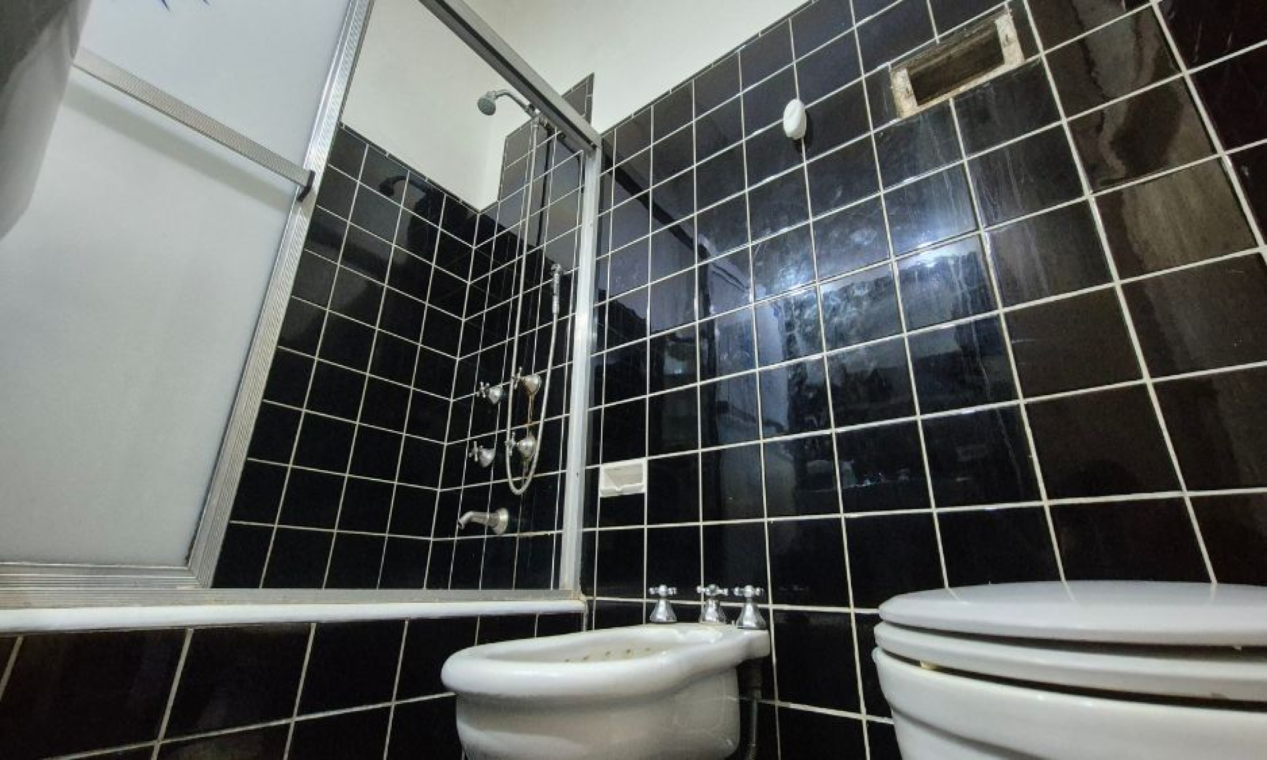 Padre Silberman 1319, Santos Lugares, Tres de Febrero, Provincia de Buenos Aires, Argentina, 7 Bedrooms Bedrooms, 6 Rooms Rooms,2 BathroomsBathrooms,Casas,Venta,Padre Silberman,2896