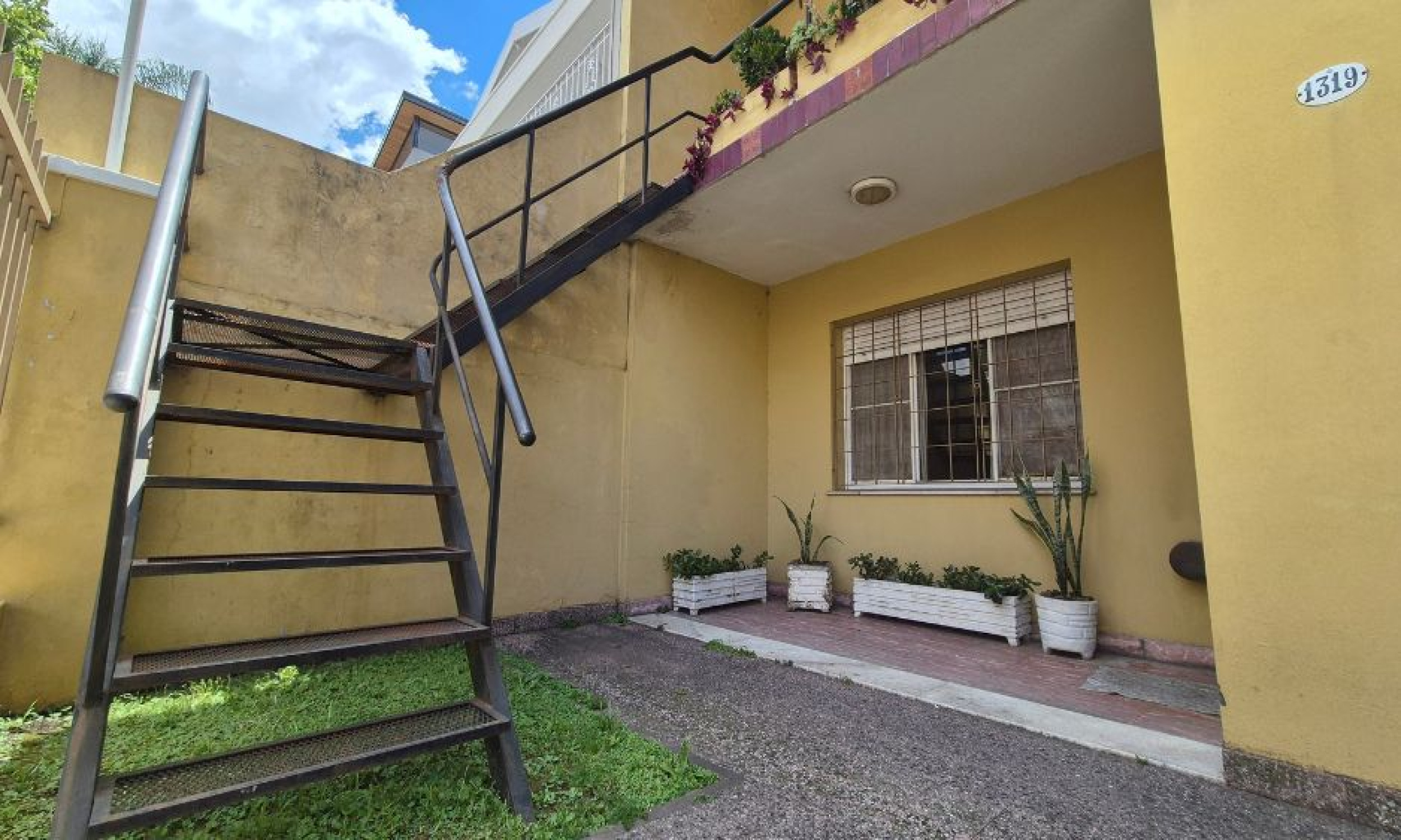 Padre Silberman 1319, Santos Lugares, Tres de Febrero, Provincia de Buenos Aires, Argentina, 7 Bedrooms Bedrooms, 6 Rooms Rooms,2 BathroomsBathrooms,Casas,Venta,Padre Silberman,2896