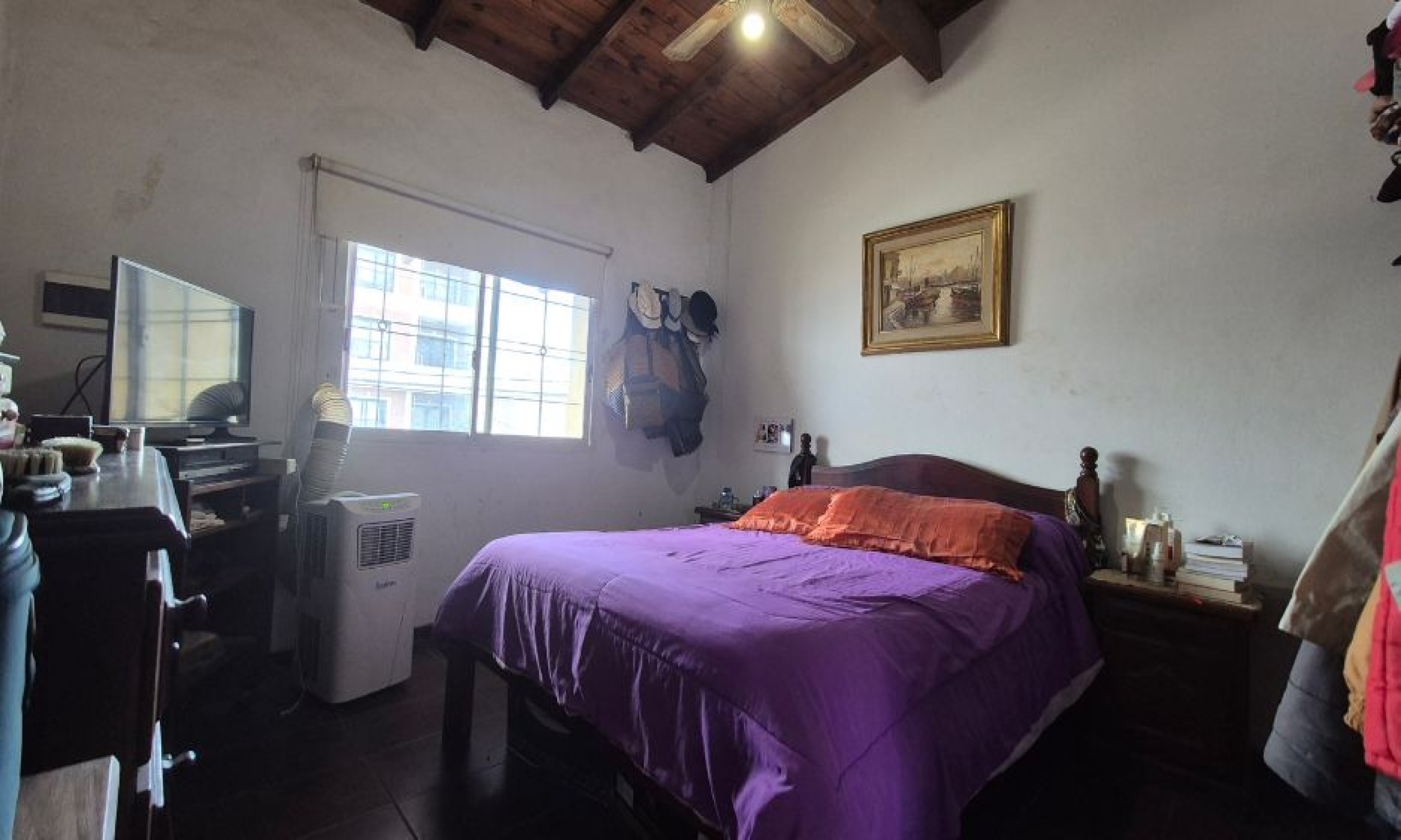 Padre Silberman 1319, Santos Lugares, Tres de Febrero, Provincia de Buenos Aires, Argentina, 7 Bedrooms Bedrooms, 6 Rooms Rooms,2 BathroomsBathrooms,Casas,Venta,Padre Silberman,2896