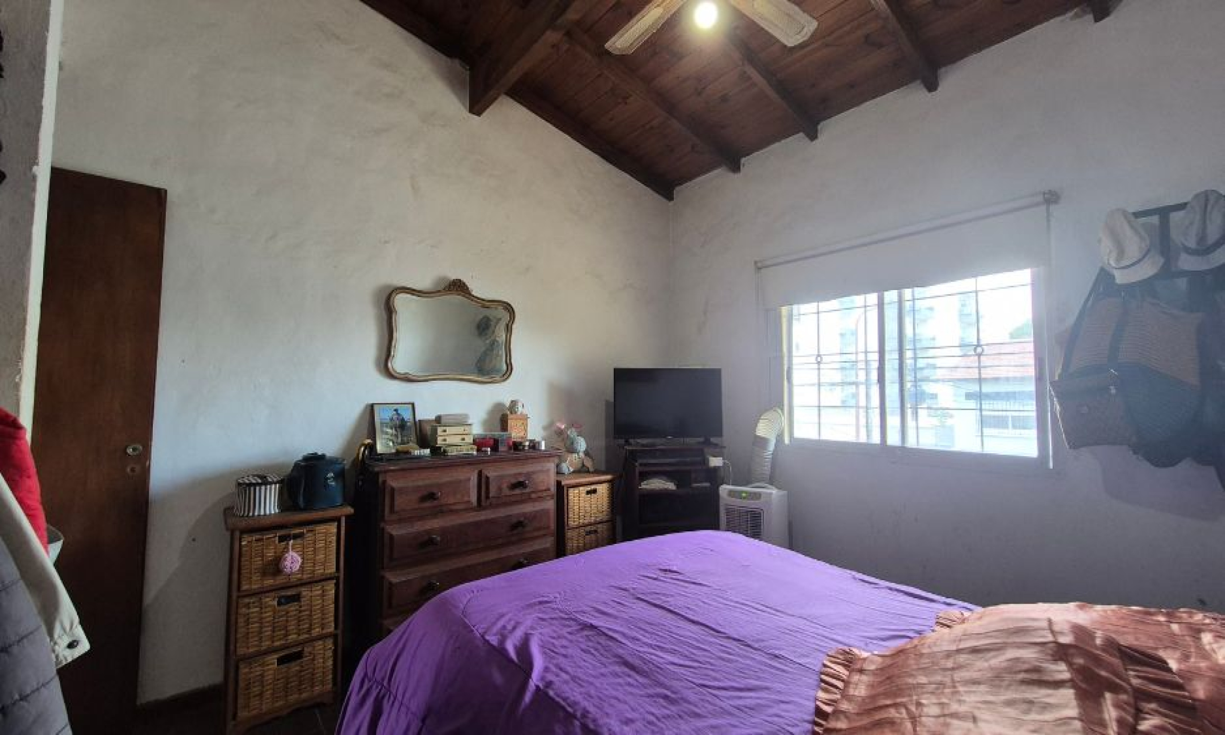 Padre Silberman 1319, Santos Lugares, Tres de Febrero, Provincia de Buenos Aires, Argentina, 7 Bedrooms Bedrooms, 6 Rooms Rooms,2 BathroomsBathrooms,Casas,Venta,Padre Silberman,2896