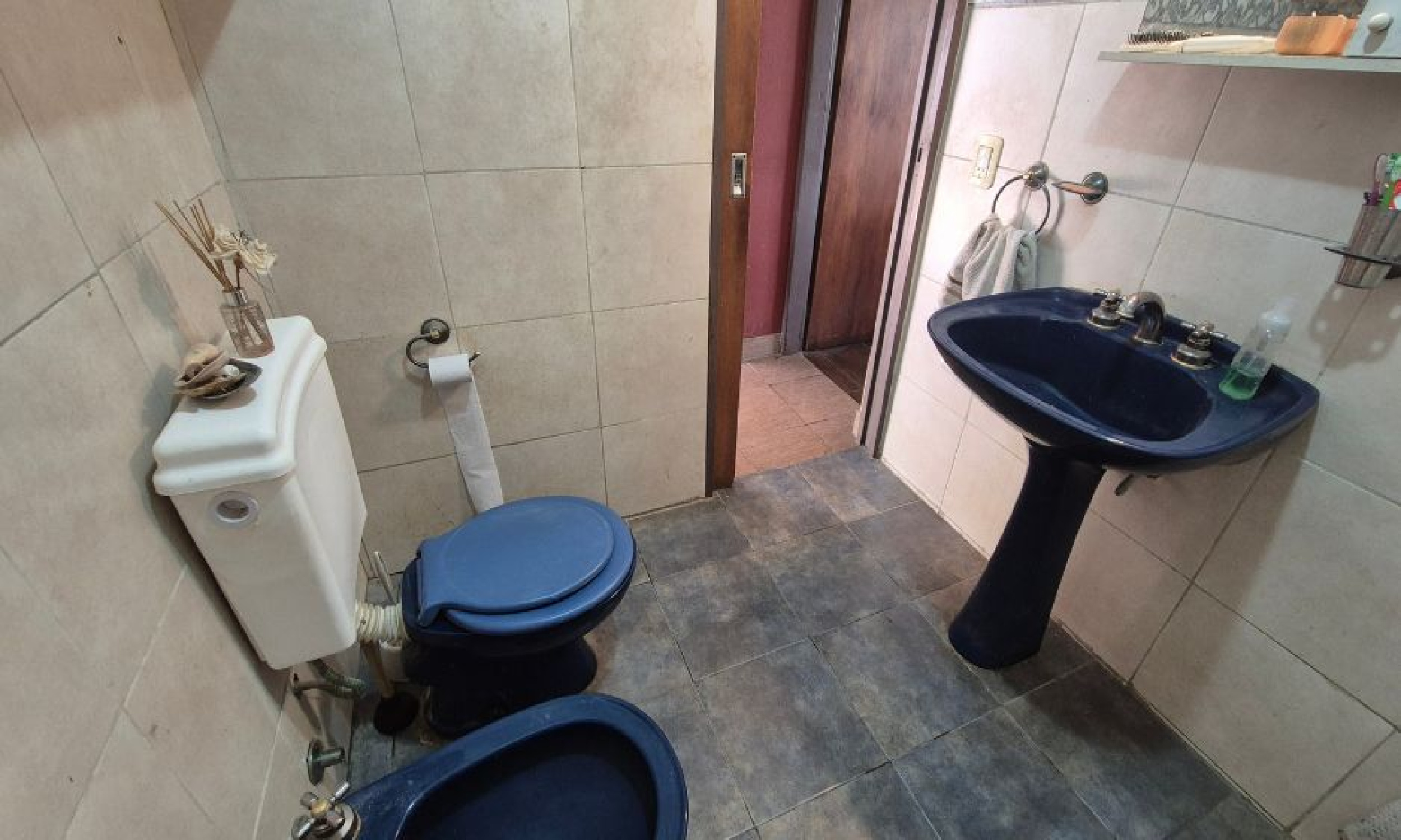 Padre Silberman 1319, Santos Lugares, Tres de Febrero, Provincia de Buenos Aires, Argentina, 7 Bedrooms Bedrooms, 6 Rooms Rooms,2 BathroomsBathrooms,Casas,Venta,Padre Silberman,2896