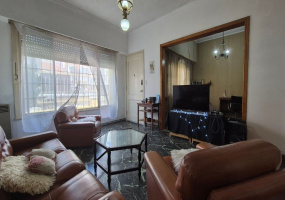 Padre Silberman 1319, Santos Lugares, Tres de Febrero, Provincia de Buenos Aires, Argentina, 7 Bedrooms Bedrooms, 6 Rooms Rooms,2 BathroomsBathrooms,Casas,Venta,Padre Silberman,2896