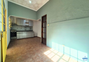 Manuel Bermudez 4020, Santos Lugares, Tres de Febrero, Provincia de Buenos Aires, Argentina, 5 Bedrooms Bedrooms, 4 Rooms Rooms,2 BathroomsBathrooms,PH,Venta,Manuel Bermudez,2898