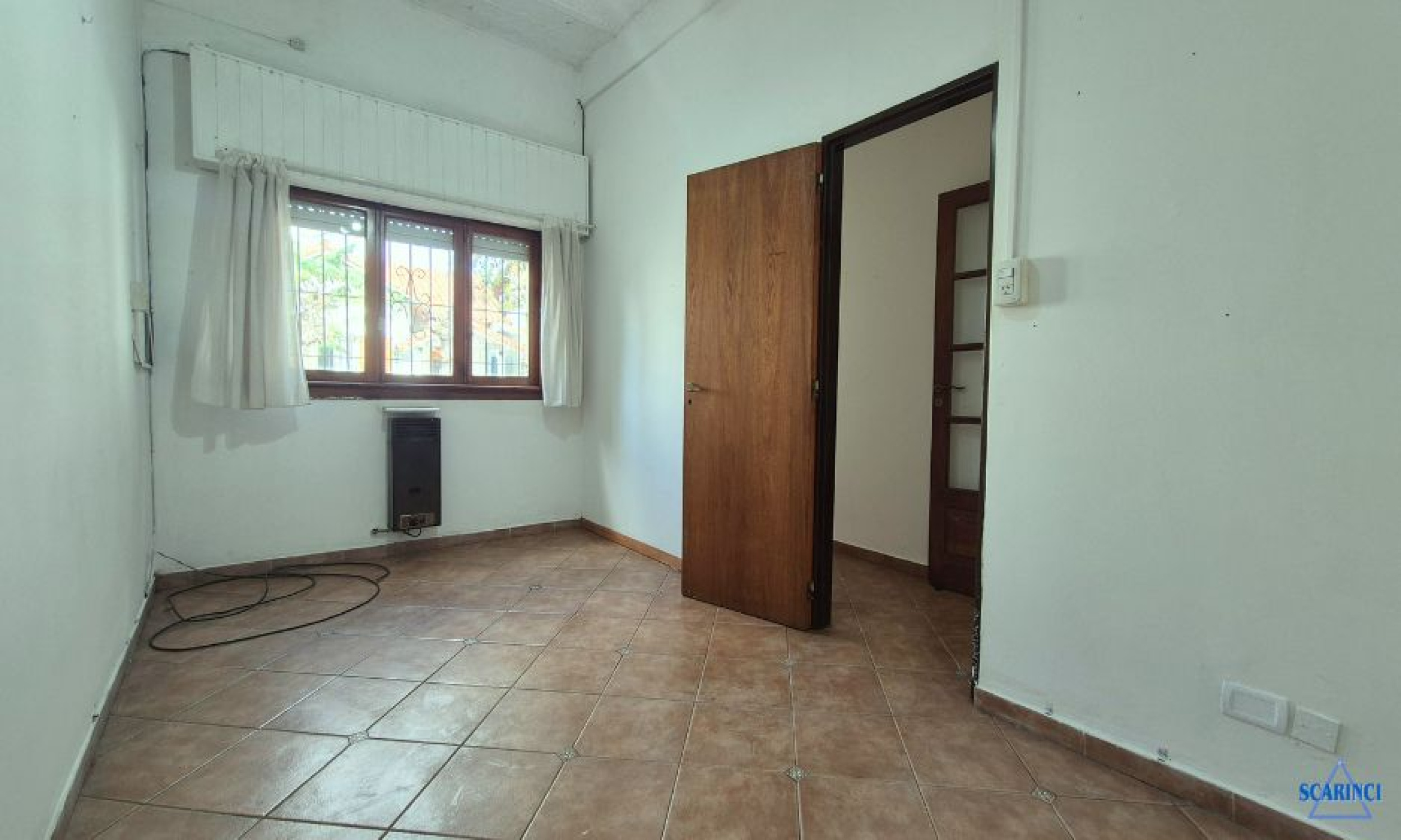 Manuel Bermudez 4020, Santos Lugares, Tres de Febrero, Provincia de Buenos Aires, Argentina, 5 Bedrooms Bedrooms, 4 Rooms Rooms,2 BathroomsBathrooms,PH,Venta,Manuel Bermudez,2898