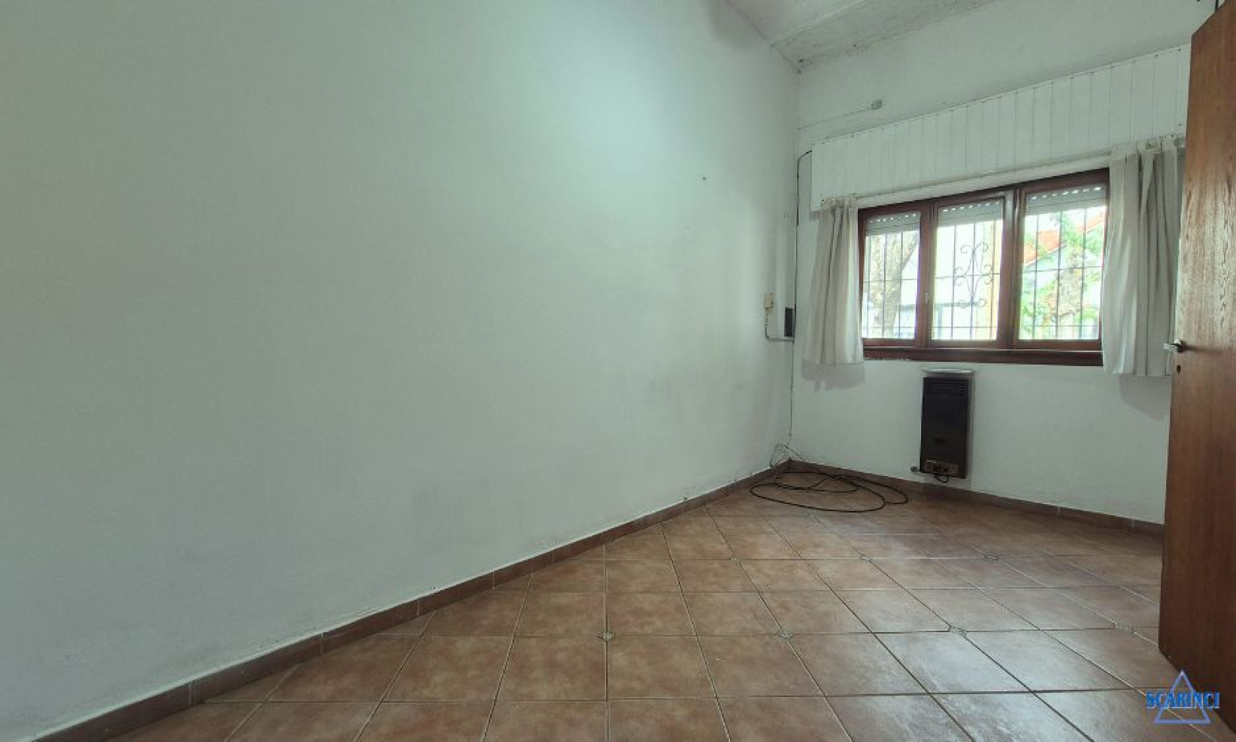 Manuel Bermudez 4020, Santos Lugares, Tres de Febrero, Provincia de Buenos Aires, Argentina, 5 Bedrooms Bedrooms, 4 Rooms Rooms,2 BathroomsBathrooms,PH,Venta,Manuel Bermudez,2898