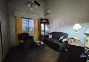 Carlos Berg 4597, Villa Lynch, San Martin, Provincia de Buenos Aires, Argentina, 4 Bedrooms Bedrooms, 3 Rooms Rooms,2 BathroomsBathrooms,Casas,Venta,Carlos Berg ,2925