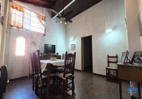 Carlos Berg 4597, Villa Lynch, San Martin, Provincia de Buenos Aires, Argentina, 4 Bedrooms Bedrooms, 3 Rooms Rooms,2 BathroomsBathrooms,Casas,Venta,Carlos Berg ,2925