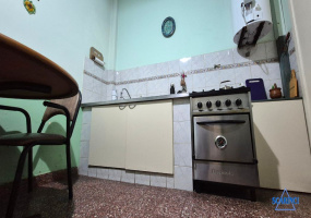 General Hornos 853, Villa Lynch, San Martin, Provincia de Buenos Aires, Argentina, 2 Bedrooms Bedrooms, 1 Room Rooms,1 BathroomBathrooms,PH,Venta,General Hornos ,2994