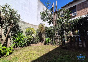 General Hornos 853, Villa Lynch, San Martin, Provincia de Buenos Aires, Argentina, 2 Bedrooms Bedrooms, 1 Room Rooms,1 BathroomBathrooms,PH,Venta,General Hornos ,2994