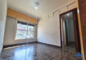 Rodriguez Peña 1074, Sáenz Peña, Tres de Febrero, Provincia de Buenos Aires, Argentina, 3 Bedrooms Bedrooms, 2 Rooms Rooms,1 BathroomBathrooms,Departamentos,Venta,Rodriguez Peña ,2999