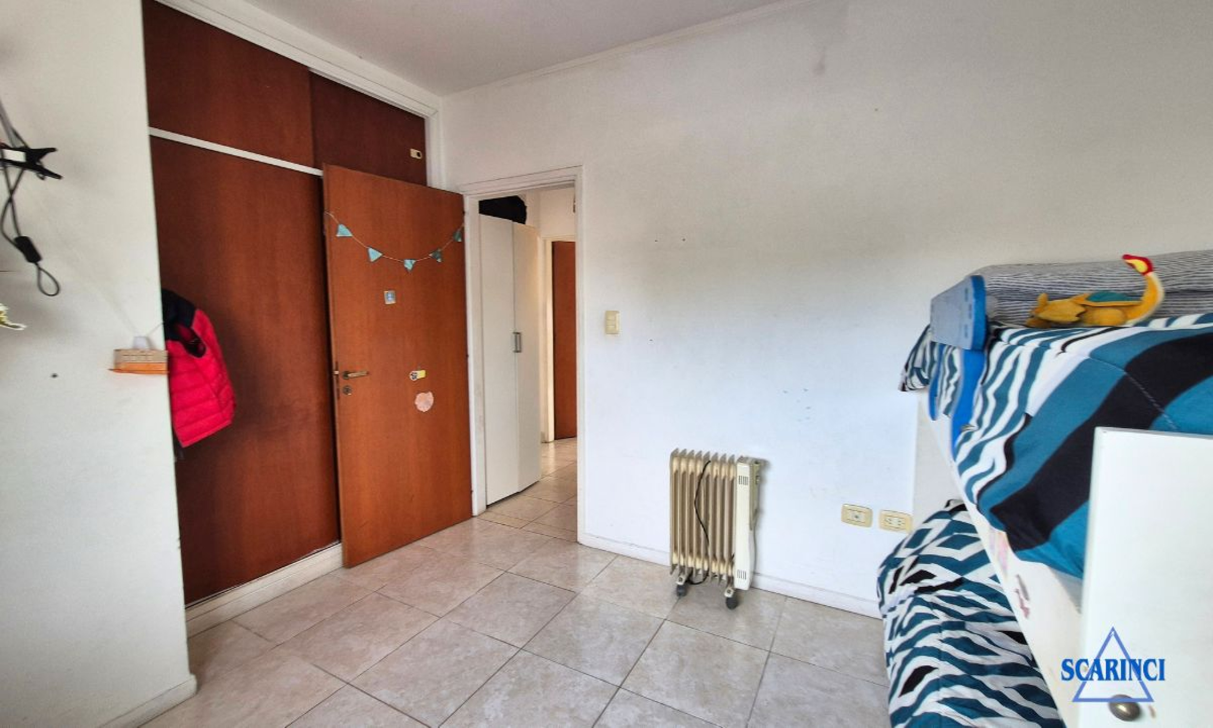 Petcovick 5564, Caseros, Tres de Febrero, Provincia de Buenos Aires, Argentina, 3 Bedrooms Bedrooms, 2 Rooms Rooms,1 BathroomBathrooms,PH,Venta,Petcovick,3000