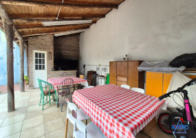 Petcovick 5564, Caseros, Tres de Febrero, Provincia de Buenos Aires, Argentina, 3 Bedrooms Bedrooms, 2 Rooms Rooms,1 BathroomBathrooms,PH,Venta,Petcovick,3000