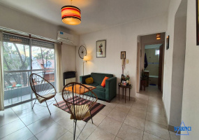 Petcovick 5564, Caseros, Tres de Febrero, Provincia de Buenos Aires, Argentina, 3 Bedrooms Bedrooms, 2 Rooms Rooms,1 BathroomBathrooms,PH,Venta,Petcovick,3000