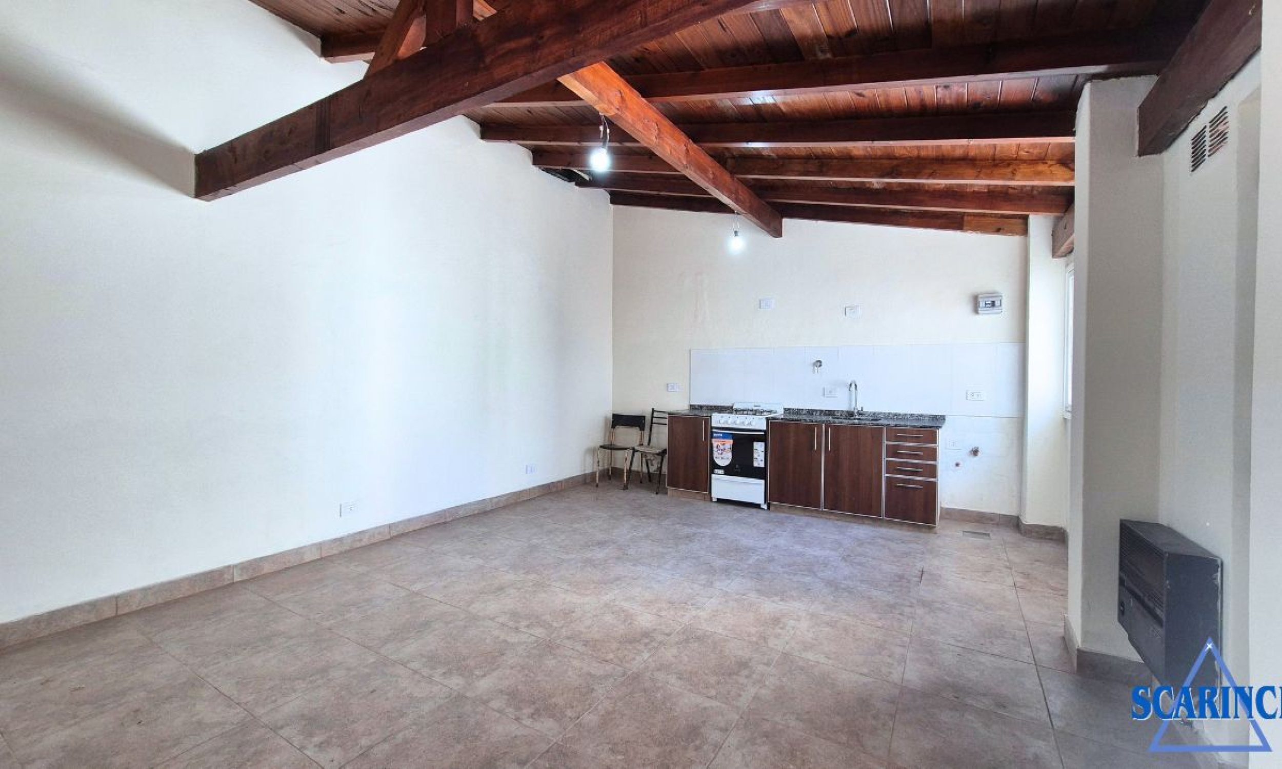 Perdriel 3844, Villa Lynch, San Martin, Provincia de Buenos Aires, Argentina, 4 Bedrooms Bedrooms, 3 Rooms Rooms,1 BathroomBathrooms,PH,Alquiler,Perdriel,3002