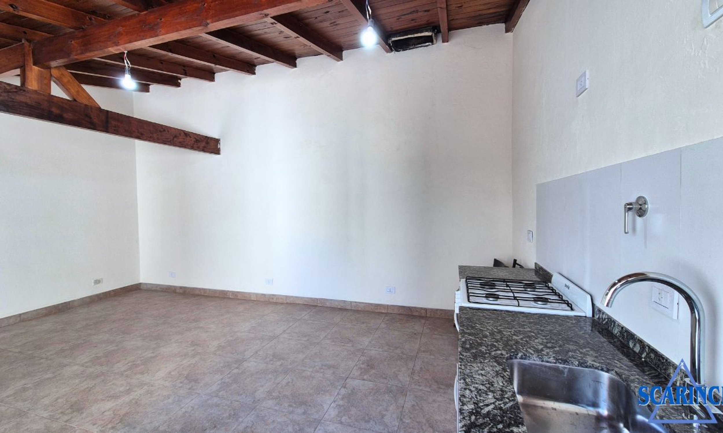 Perdriel 3844, Villa Lynch, San Martin, Provincia de Buenos Aires, Argentina, 4 Bedrooms Bedrooms, 3 Rooms Rooms,1 BathroomBathrooms,PH,Alquiler,Perdriel,3002
