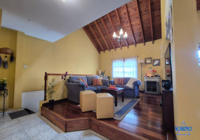 Dr Ceraso 1850, Santos Lugares, Tres de Febrero, Provincia de Buenos Aires, Argentina, 4 Bedrooms Bedrooms, 3 Rooms Rooms,1 BathroomBathrooms,PH,Venta,Dr Ceraso,3022