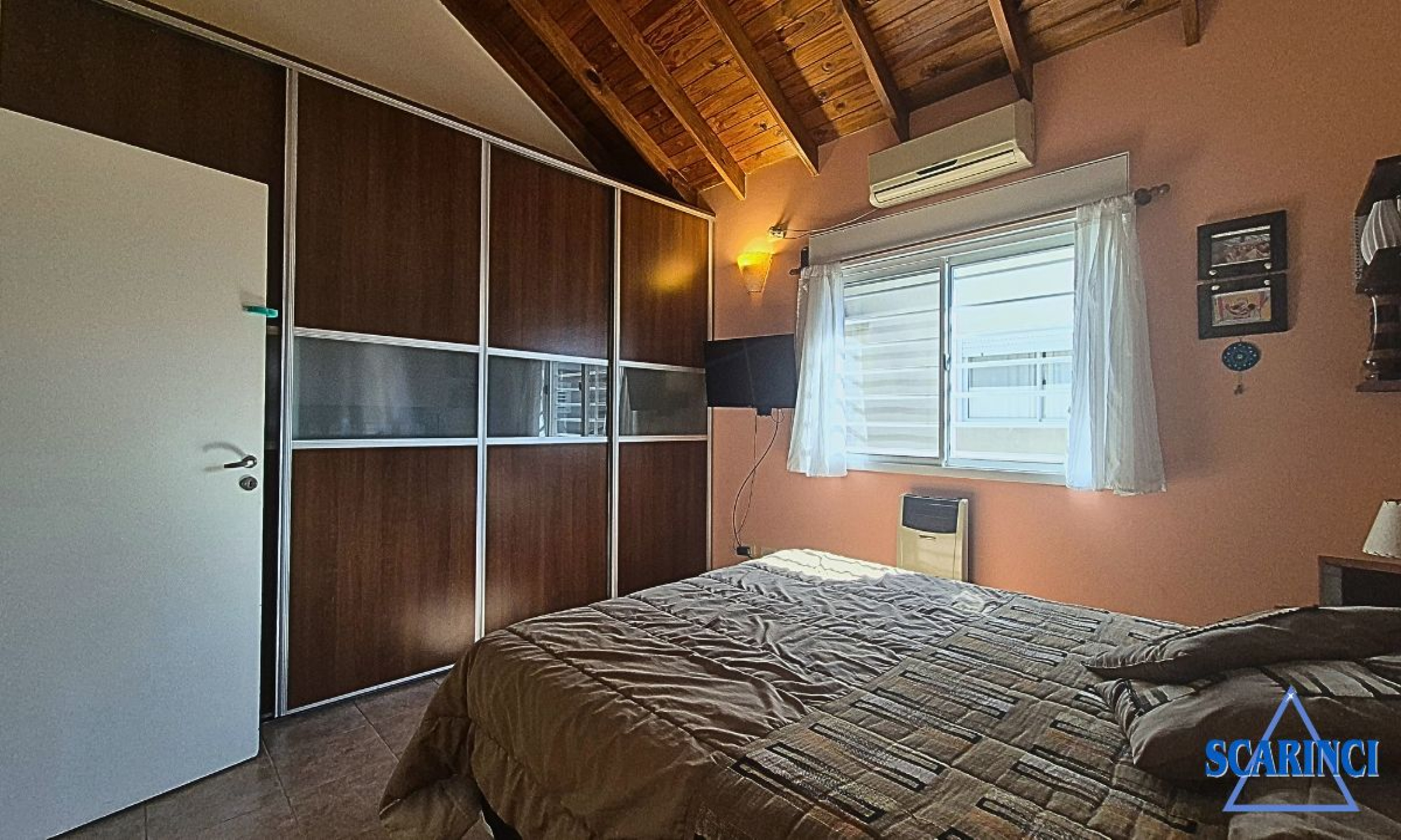 Nuestra Señora de Loreto 2344, Villa Raffo, Tres de Febrero, Provincia de Buenos Aires, Argentina, 3 Bedrooms Bedrooms, 2 Rooms Rooms,1 BathroomBathrooms,PH,Venta,Nuestra Señora de Loreto ,3026