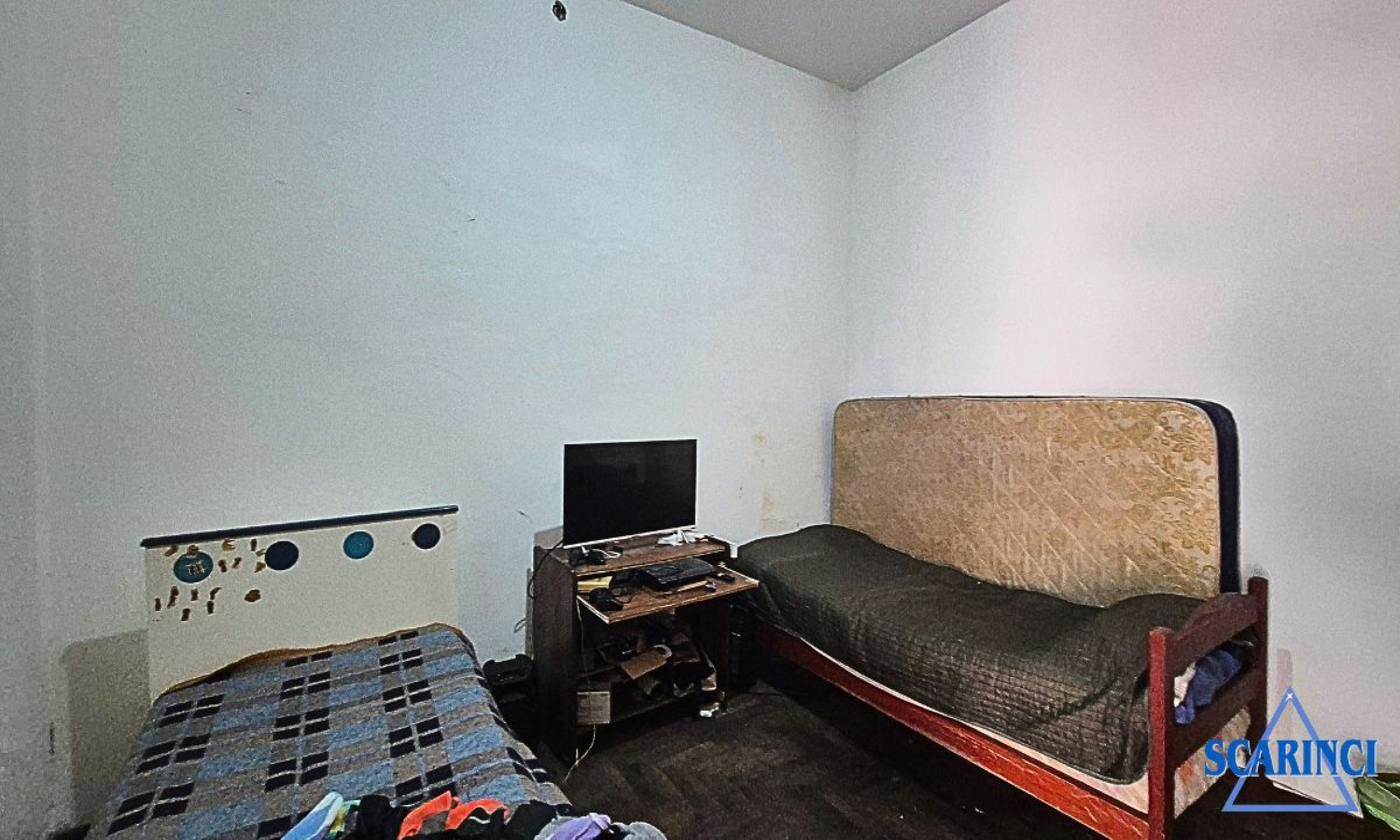Lisandro de la Torre 1224, Caseros, Tres de Febrero, Provincia de Buenos Aires, Argentina, 3 Bedrooms Bedrooms, 2 Rooms Rooms,1 BathroomBathrooms,PH,Venta,Lisandro de la Torre ,3049