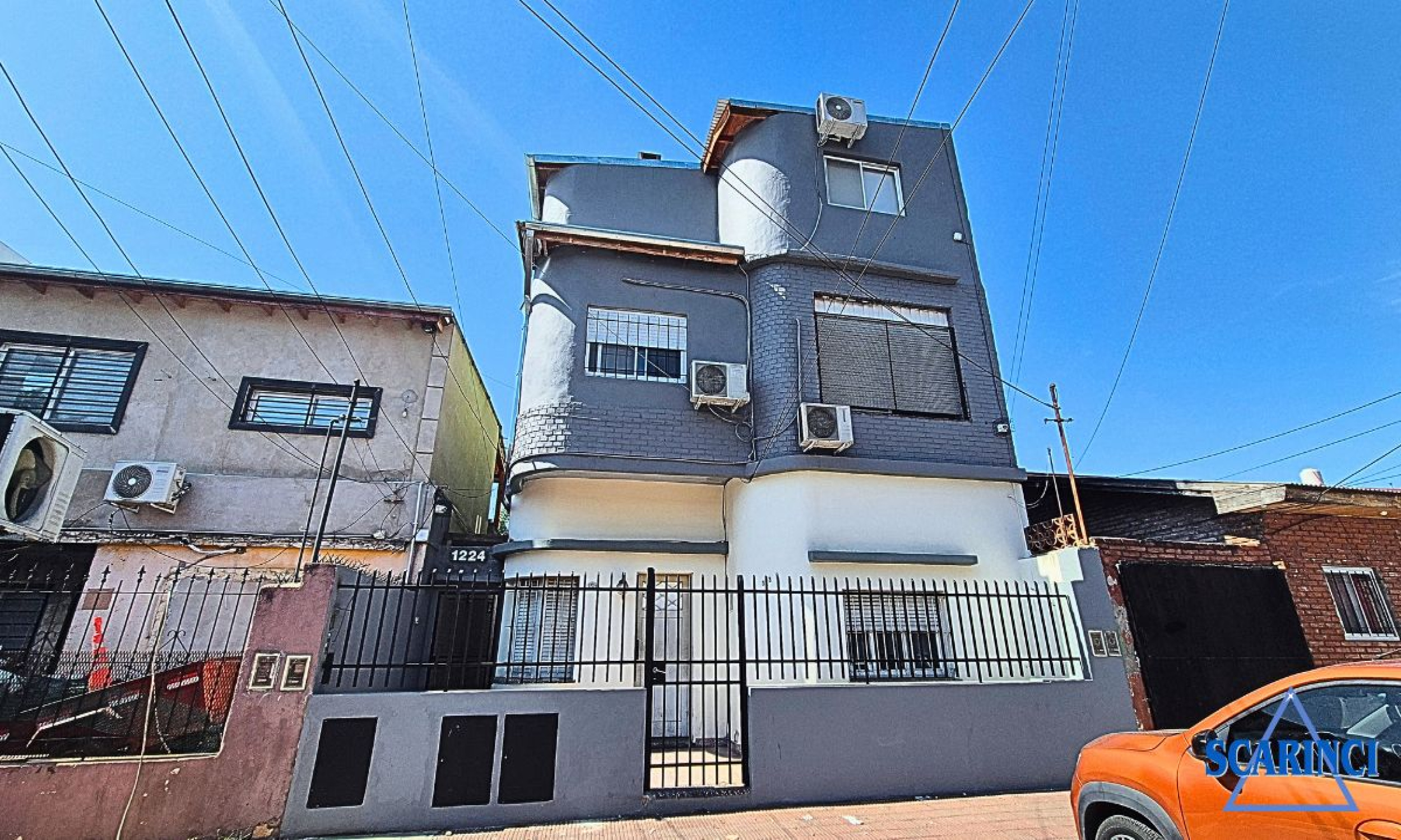 Lisandro de la Torre 1224, Caseros, Tres de Febrero, Provincia de Buenos Aires, Argentina, 3 Bedrooms Bedrooms, 2 Rooms Rooms,1 BathroomBathrooms,PH,Venta,Lisandro de la Torre ,3049