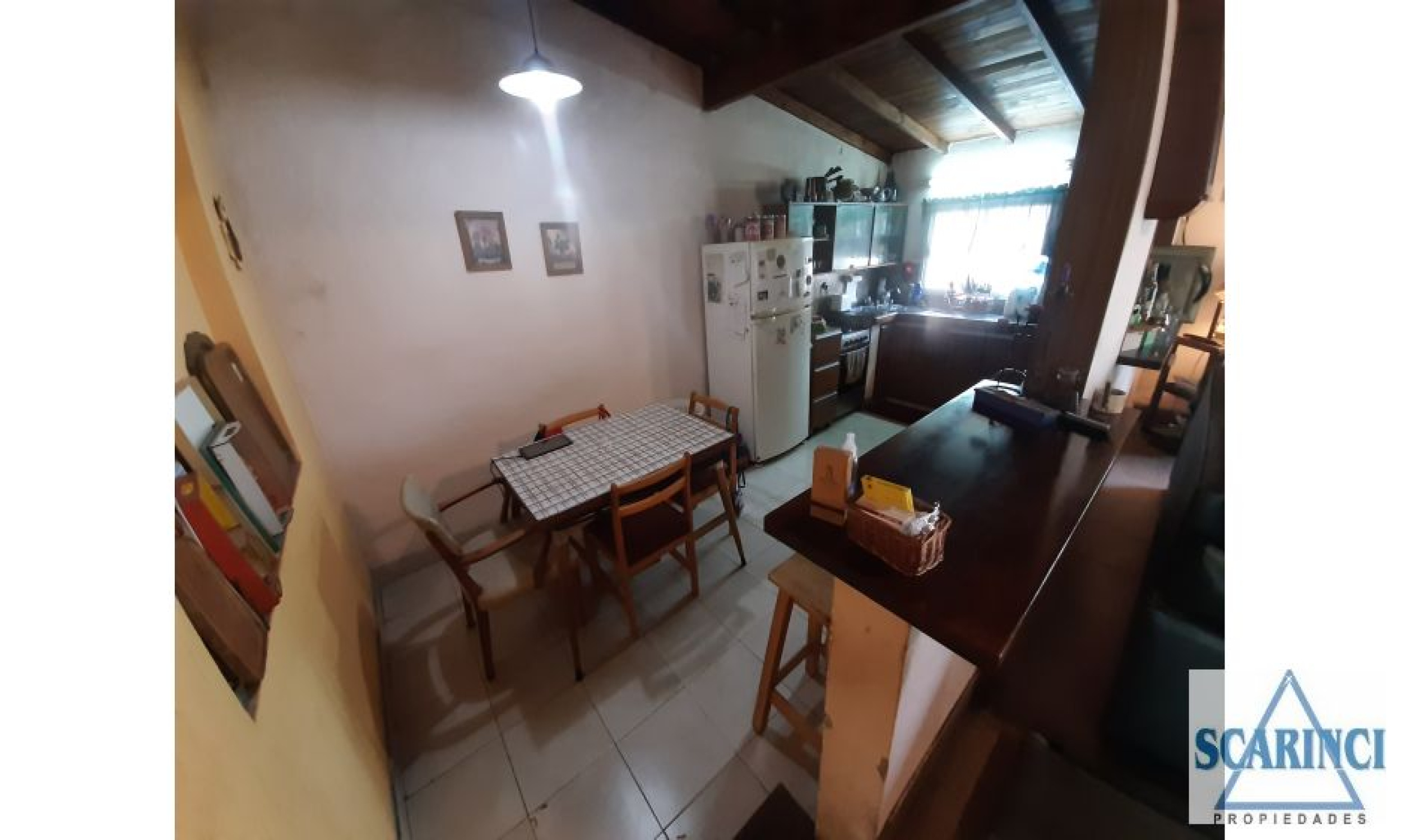 casa en dos plantas con dos viviendas