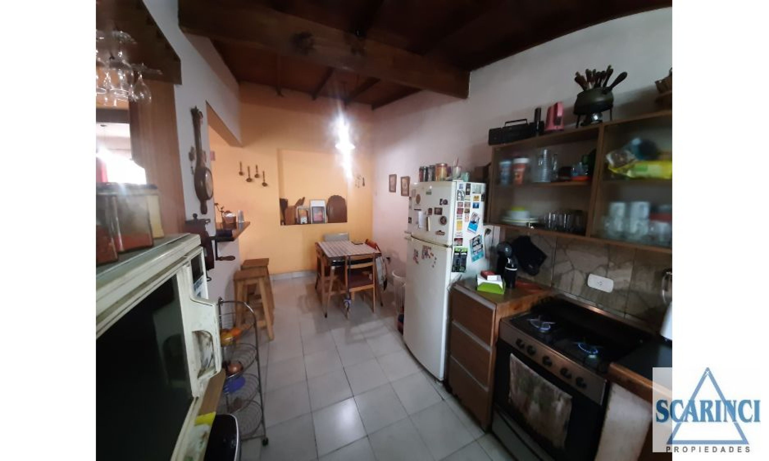 casa en dos plantas con dos viviendas