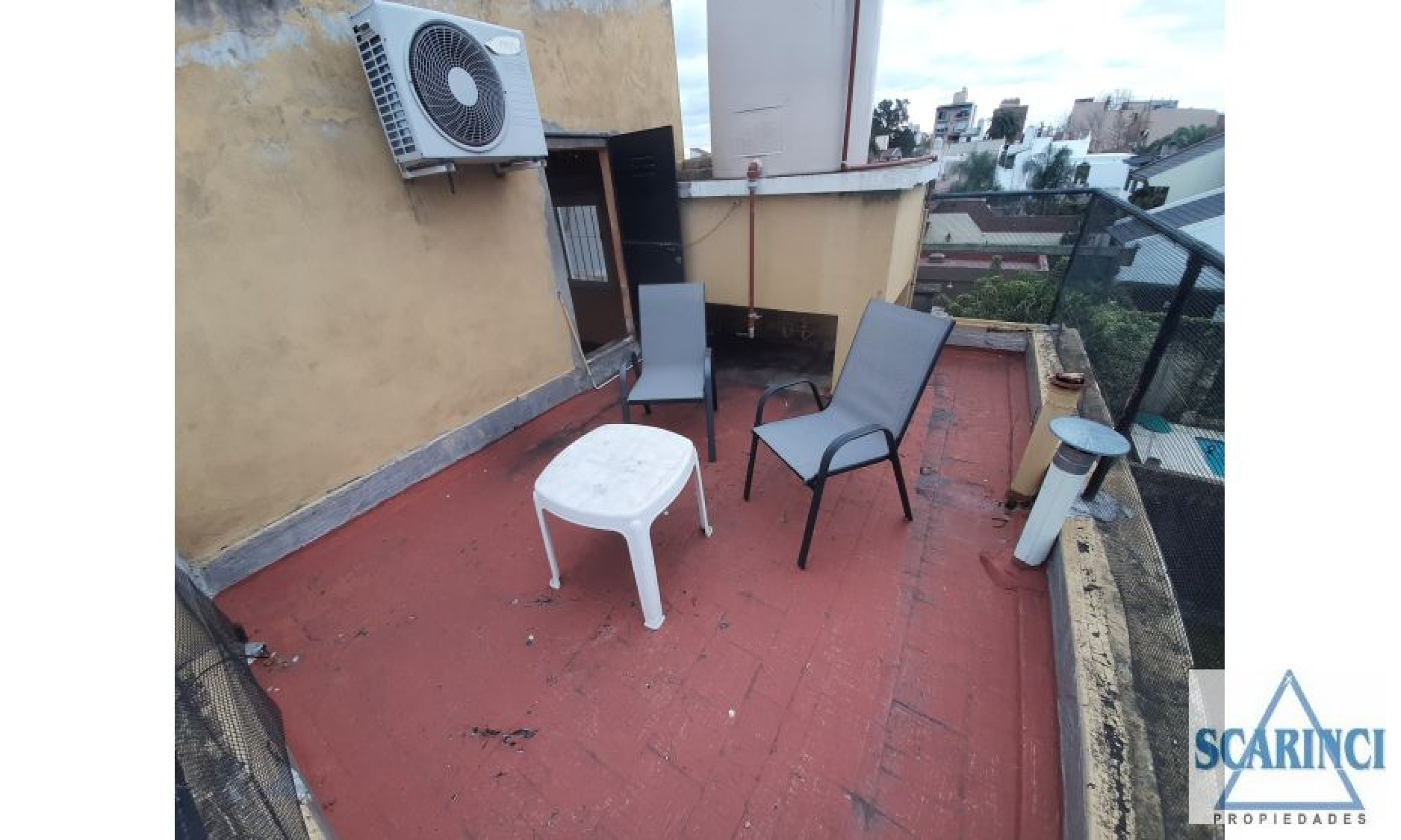 casa en dos plantas con dos viviendas