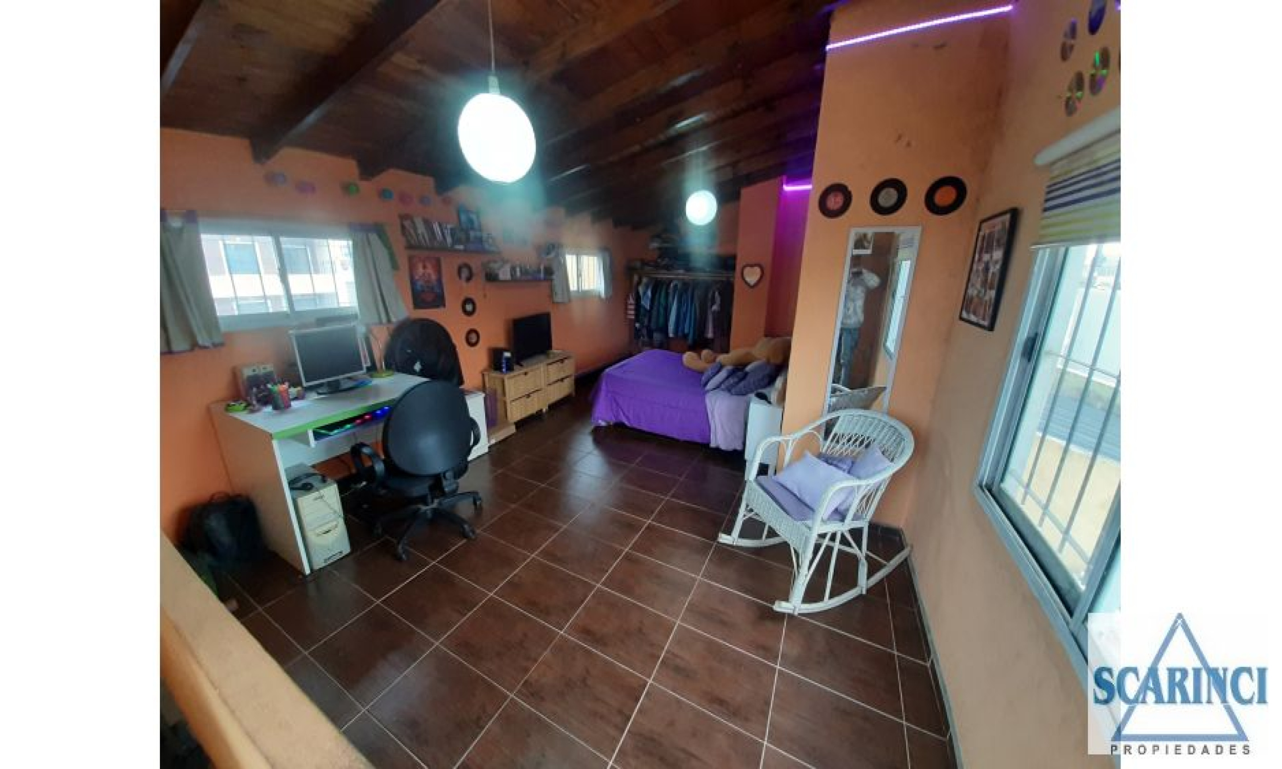 casa en dos plantas con dos viviendas