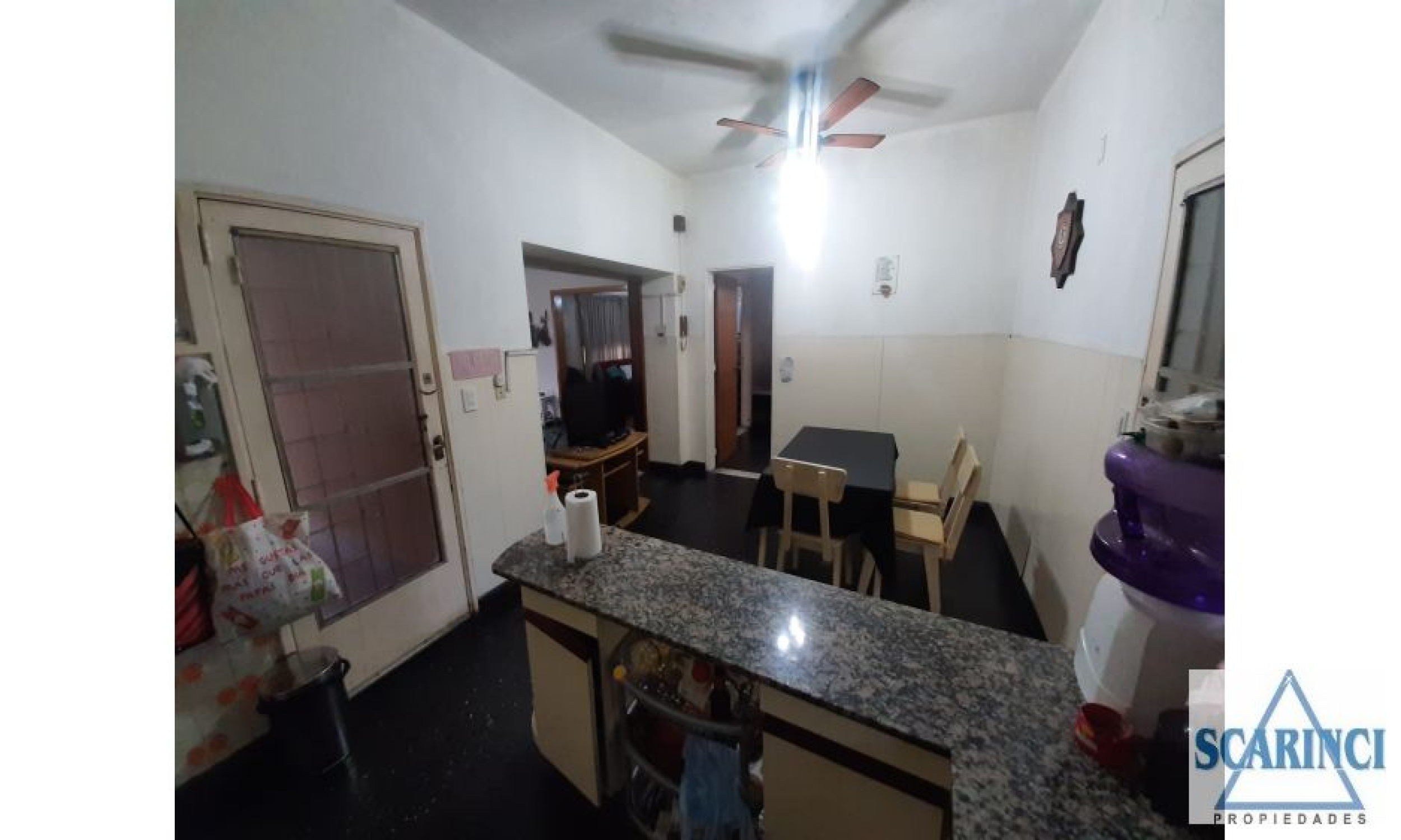 casa en dos plantas con dos viviendas