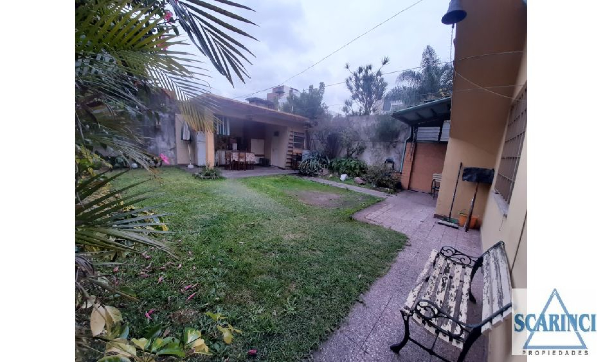 casa en dos plantas con dos viviendas